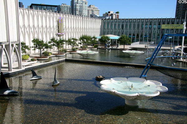 Pacific Science Center courtyard fountains. Seattle, WA.