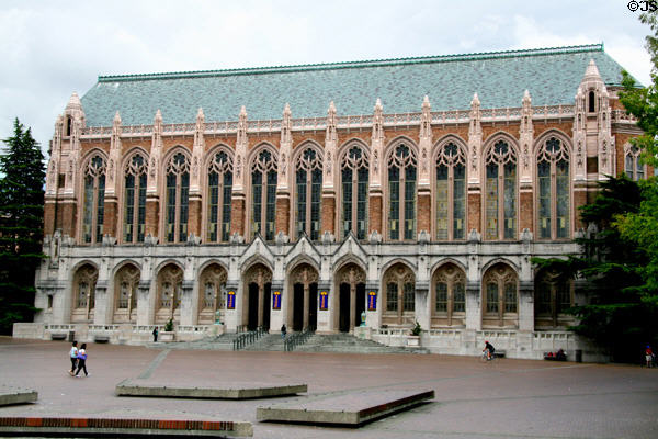 Suzzallo Library (1924/ 35/ 63/ 2002) on University of Washington campus. Seattle, WA. Style: Tudor Gothic.
