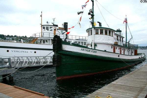 Steamship Virginia V & Tugboat Arthur Foss at Northwest Seaport of Lake Union Park. Seattle, WA.