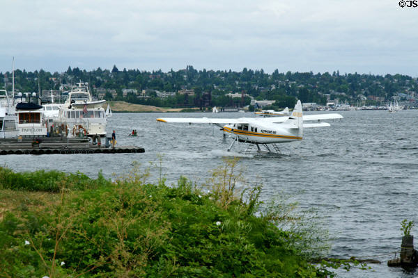 Kenmore Air seaplane taxis on Lake Union. Seattle, WA.