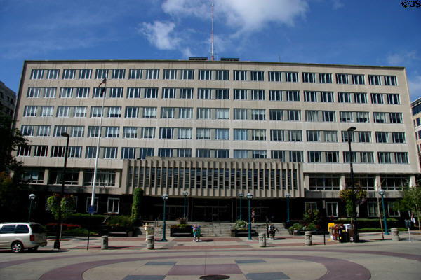 Dane County Courthouse (1955) (8 floors) (210 Martin Luther King Jr. Blvd.). Madison, WI.