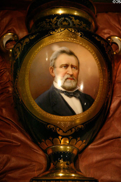 Commemorative Royal Vienna Porcelain vase (1893) with portrait of Ulysses S. Grant painted by Rob Pilz at Wisconsin Veterans Museum. Madison, WI.