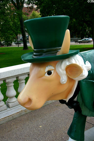 Top hat detail of The Wizard of OZ Cow by Mike Dowdell in Madison CowParade. Madison, WI.