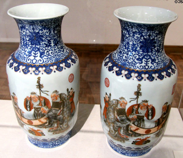 Chinese pair of porcelain vases with poem (Qing Dynasty, 1644-1911) at Huntington Museum of Art. Huntington, WV.