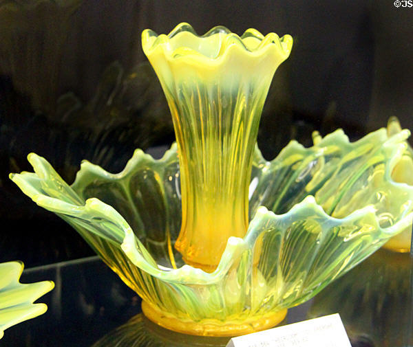 Heirloom epergne bowl & vase (1959-62) at Fostoria Glass Museum. Moundsville, WV.