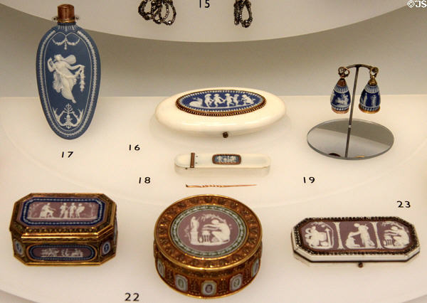 Wedgwood jasper boxes (1780-1800) for sewing, scents, toothpicks, seals, gaming tokens, patches & snuff at Lady Lever Art Gallery. Liverpool, England.