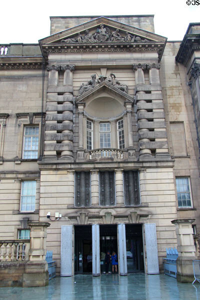 Liverpool World Museum entrance. Liverpool, England.