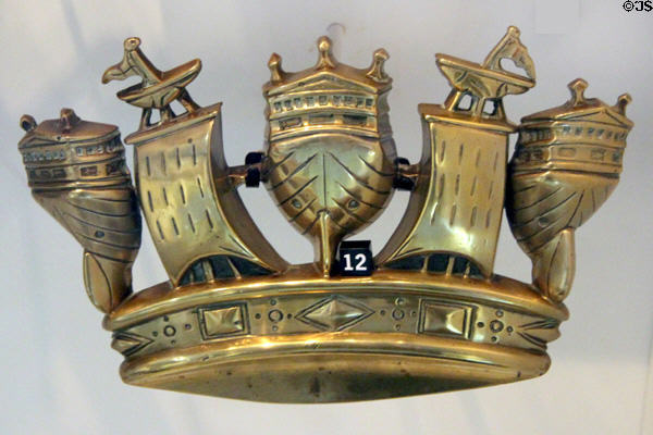 Brass casting of Naval Crown presented to the 69th Foot regiment by Parliament as thanks for their involvement in the Battle of the Saintes (1782) won by Britain over France in Caribbean during American Revolutionary War in Military Museum at Cardiff Castle. Cardiff, Wales.