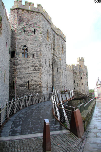 Visitor ramp on town facing side at Caernarfon Castle. Caernarfon, Wales.