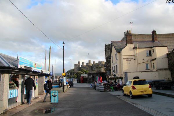 Liverpool Arms pub (c19thC although building may be older) built through the old town walls with front door facing quay & back door inside the town to help inebriated guests evade the police. Conwy, Wales.