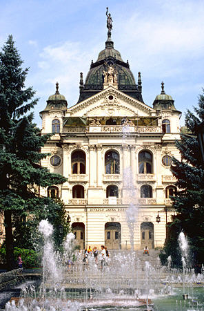 Fountain & State Theater (Divalo Janka Borod á ca,) in Kosice. Slovakia.
