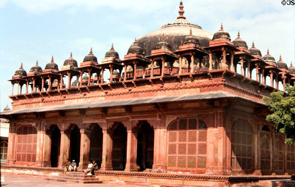 Many domed Mosque at Fatehpur Sikri. India.