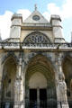 Saints carved on pillars at Saint-Germain-l'Auxerrois. Paris, France.