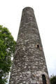 Round tower built as protection against Viking raiders at Monasterboice. Ireland.