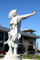 Columbus statue by Franco Alessandrini. Baton Rouge, LA.