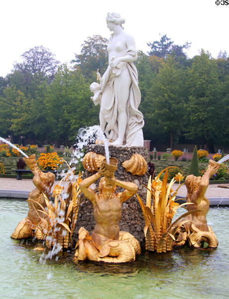Statue of Venus & Cupid, a replica of one at Versailles by Gaspar Marsy. Het Loo, Netherlands.