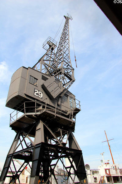 Crane once used to move goods from ships to warehouses. Bristol, England.